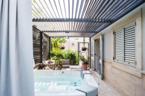 Отель Luxury Apartments Elizabeth  Подстрана